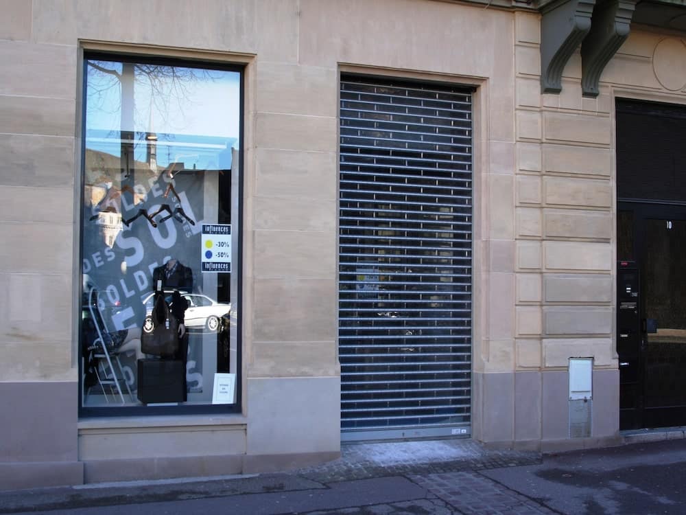 Porte de garage industrielle